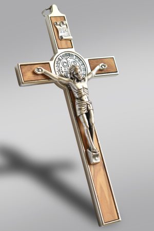 Zidni križ sv. Benedikta od maslinova drva